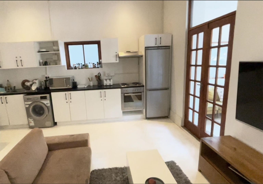 To Let 6 Bedroom Property for Rent in Sea Point Western Cape